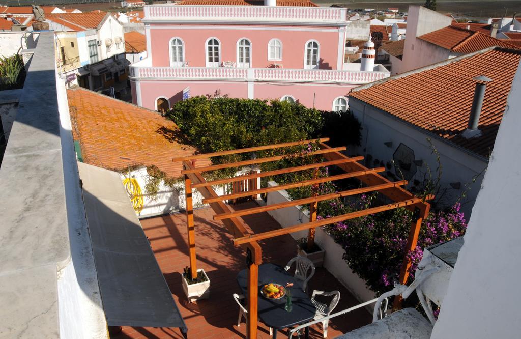 Patio Das Flores Ферейра до Алентежу Екстериор снимка